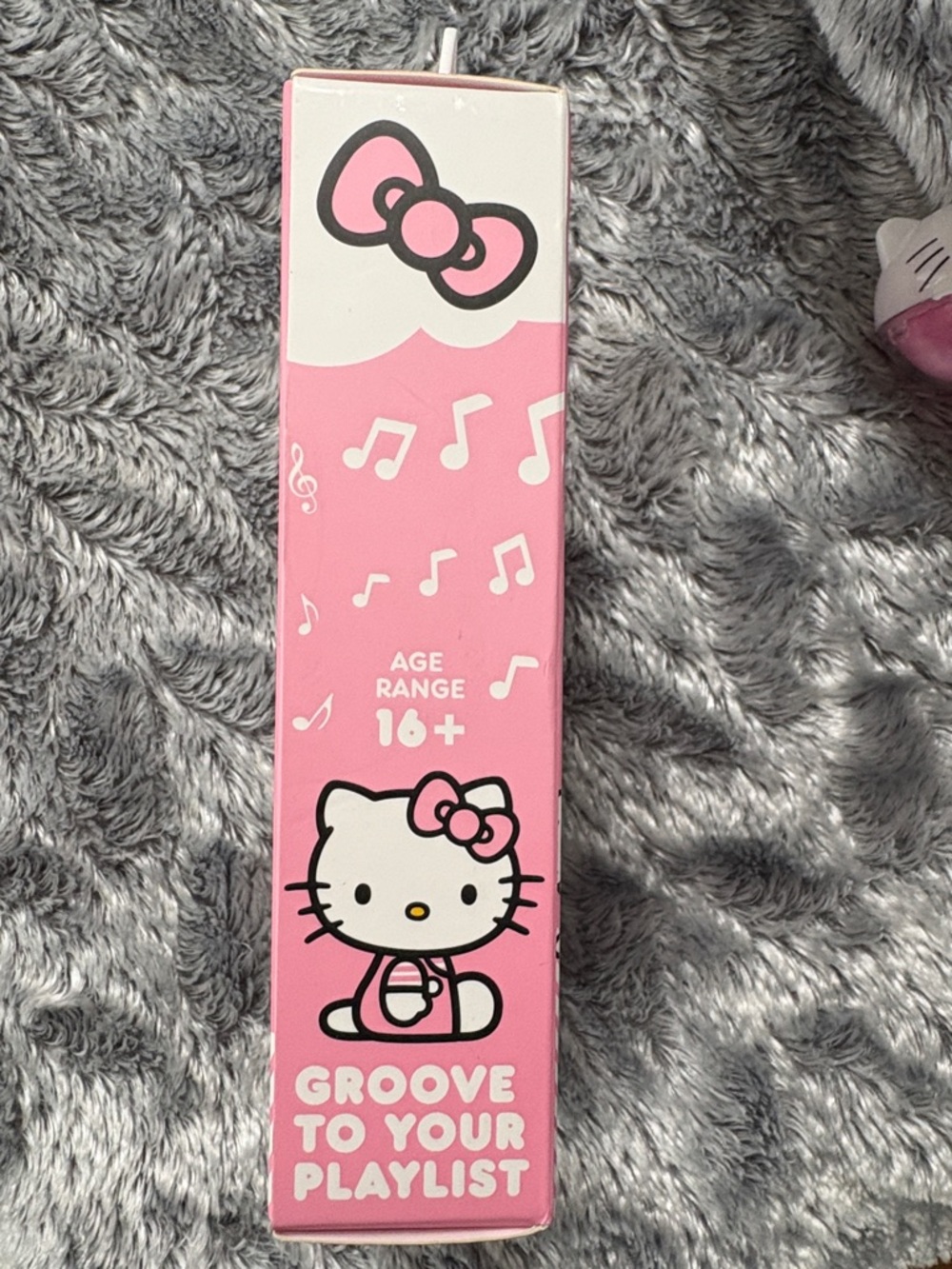 Hello Kitty Earbuds - Picture 5 of 11